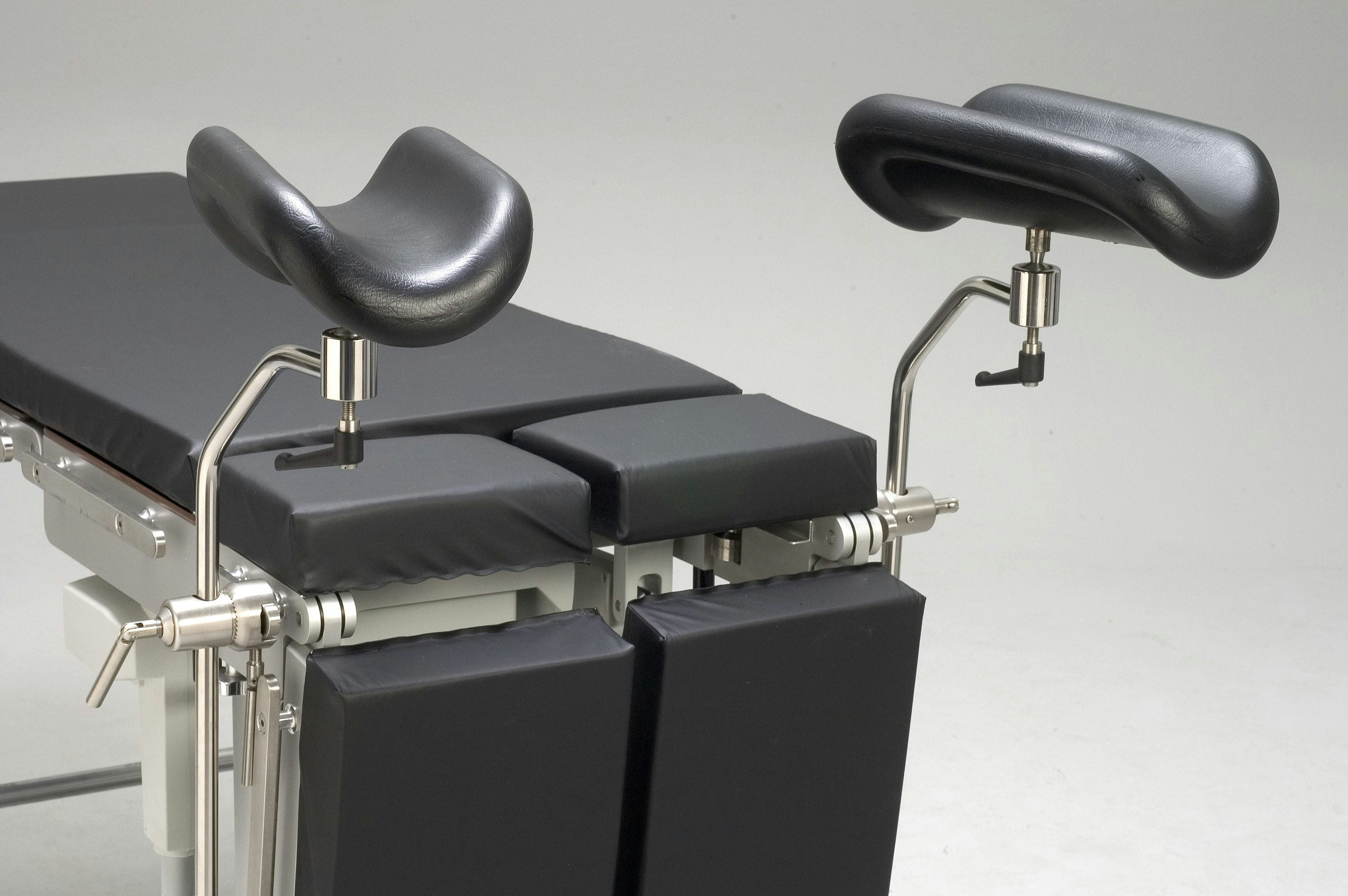 10-450-leg-holder-with-ball-joint-min.jpg